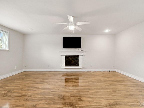 5th image of 1507 W Wright St