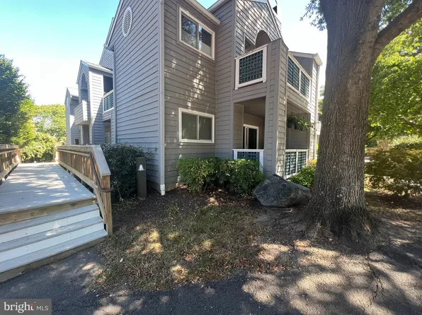 11743 Summerchase Cir #1743A, Reston, VA 20194