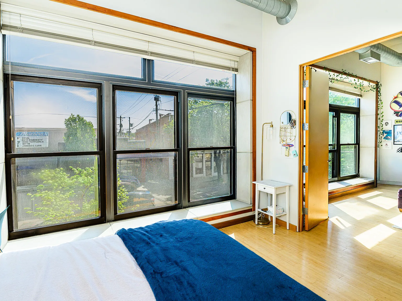2 bed, 1100 sqft, $2,000 — Photo 3