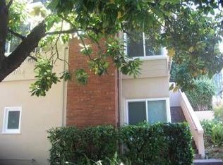 5708 Thornhill Dr, Oakland, CA 94611