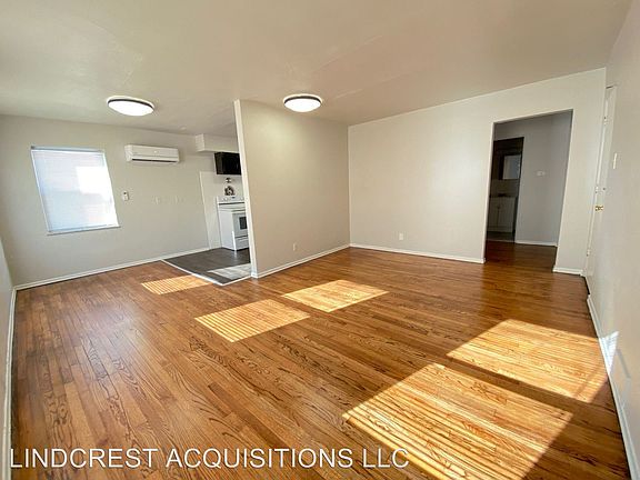 3rd image of 4250 Miami St APT 12