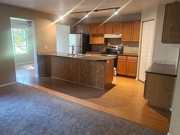 4th image of 5196 N Pinegrove Dr