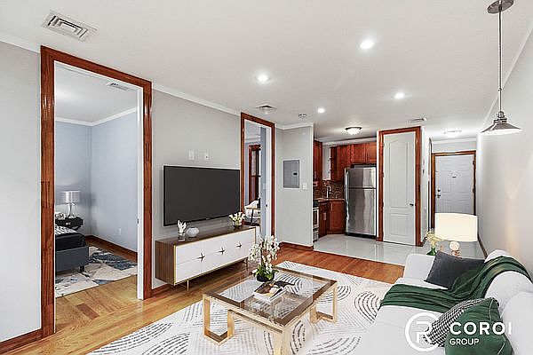 1st image of 1573 Lincoln Pl APT 6