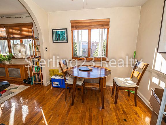 4th image of 3073 49th St Floor 3