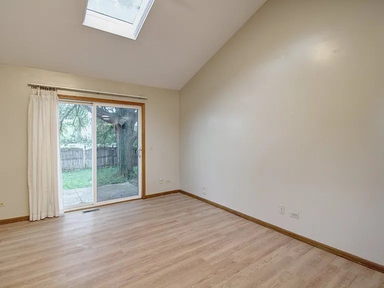 1324 Post Oak Ct — Photo 11
