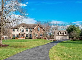 160 Gardnerville Rd, New Hampton, NY 10958