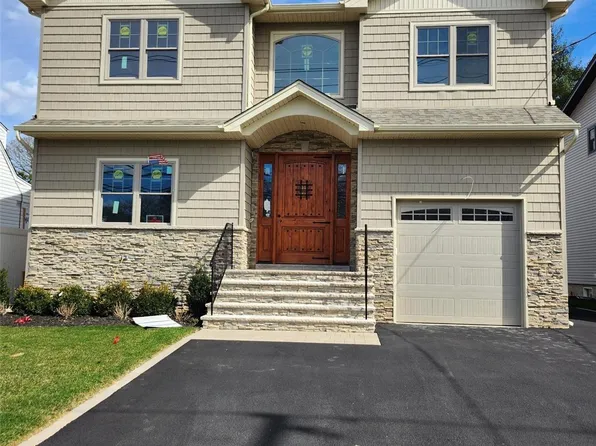 1515 Meadowbrook, North Merrick, NY 11566