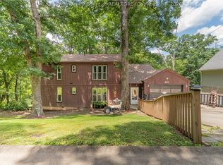 804 Evergreen Cir, Poca, WV 25159