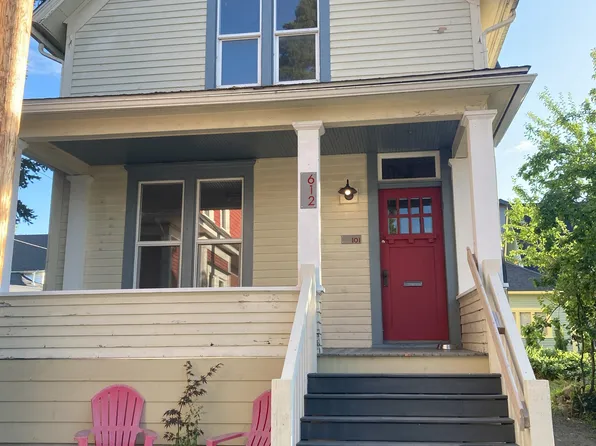 612 E Magnolia St, Bellingham, WA 98225