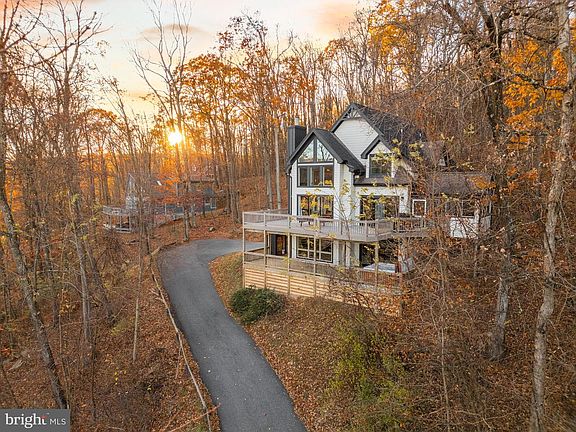 2nd image of 2340 Marsh Hill Rd