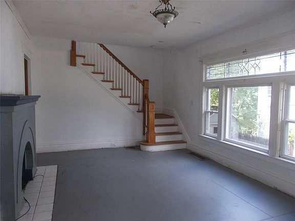 2nd image of 668 North St