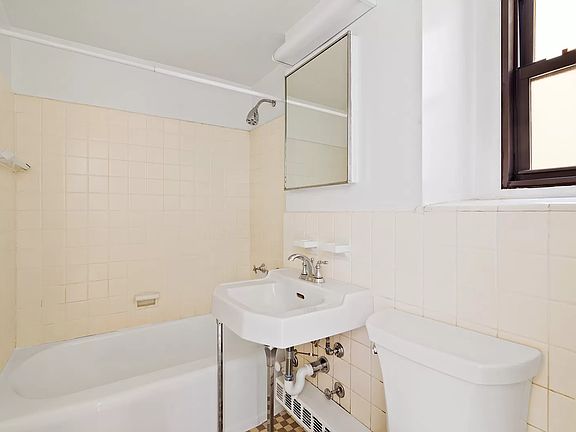 5th image of 305 E 72nd St #13-B