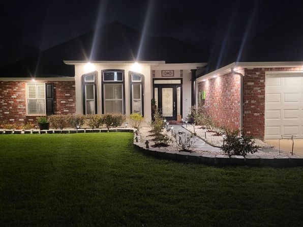 511 Oak Point Dr