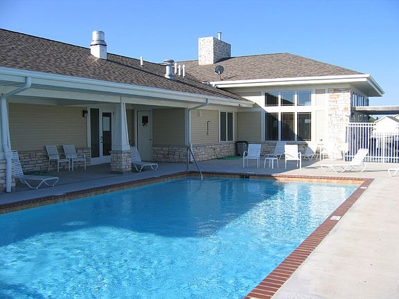 Clubhouse Pool