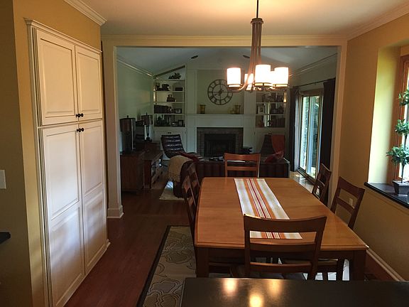 Kitchen Table area
