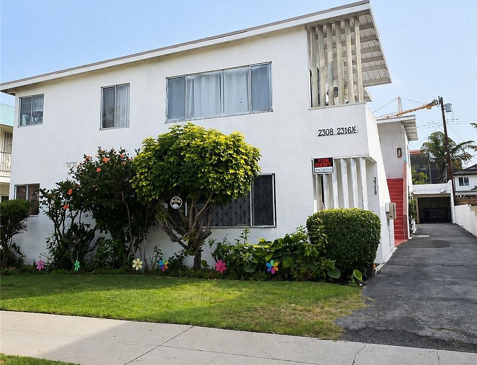 1st image of 2316 S Carmelina Ave