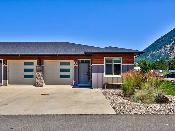 2nd image of 220 Shepherd Rd #1
