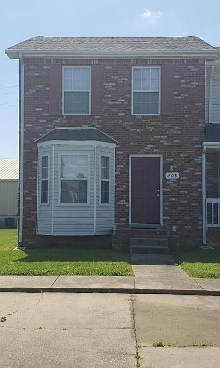 2nd image of 209 Tree Line Dr