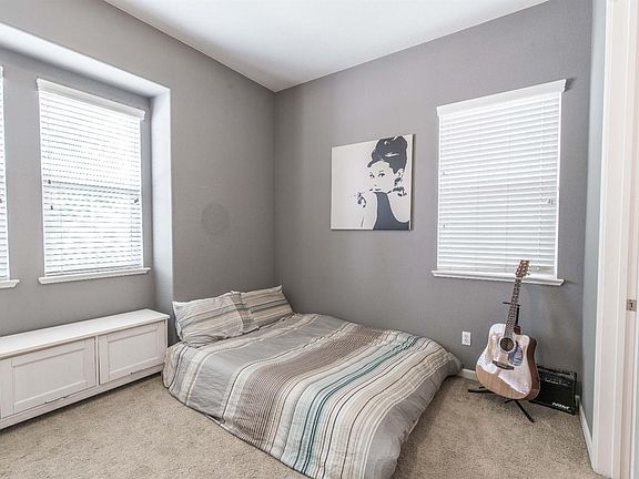 4th image of 2625 Neptune Ct