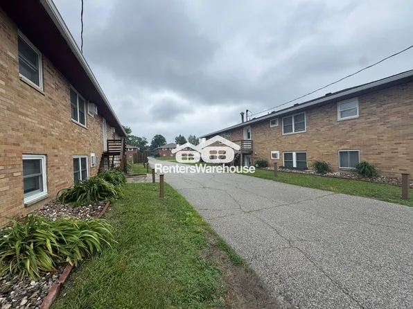 110 NW College Ave #8, Ankeny, IA 50023
