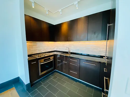 Rented by NCC Property LLC | media 4