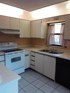 1458 N Lawnwood Cir APT 23B, Fort Pierce, FL, 34950