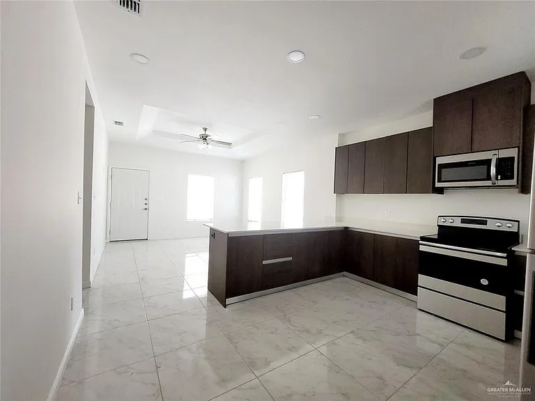 1809 Cari Nicole Ave #3 — Photo 5