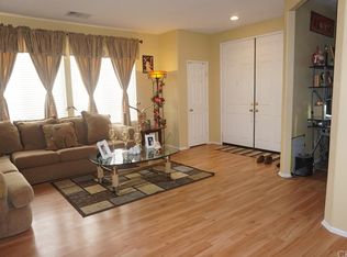 36749 Summerholly Cir, Palmdale, CA 93550