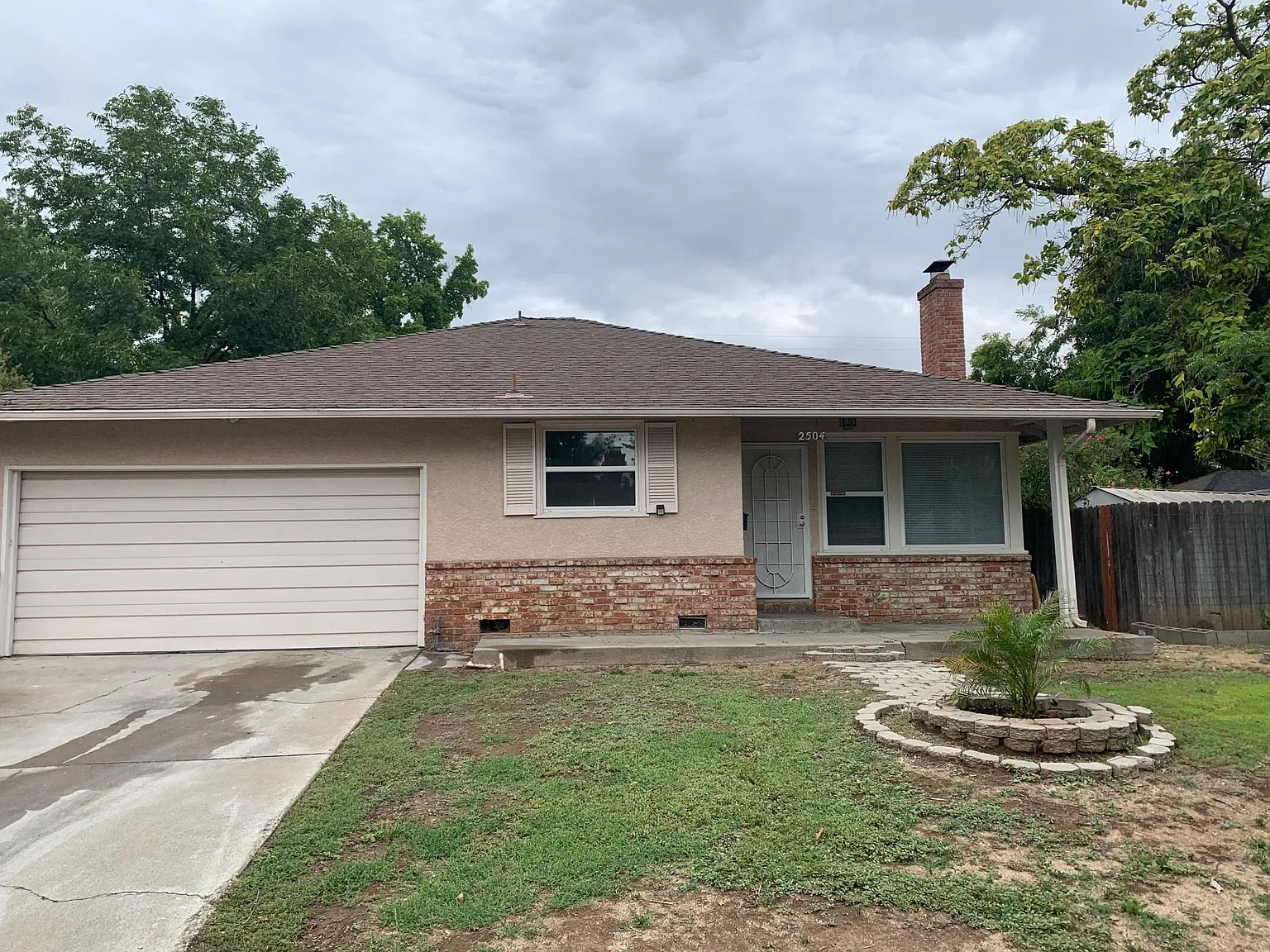 3 bed, 1600 sqft, $2,635 — Photo 1