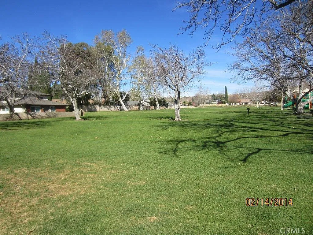 2 bed, 834 sqft, $2,395 — Photo 3