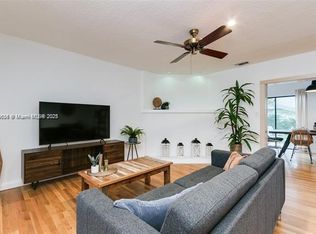 138 NE 13th Ave, Pompano Beach, FL 33060