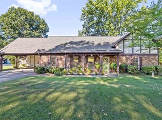 2623 Surrey Wood Dr, Bartlett, TN 38134