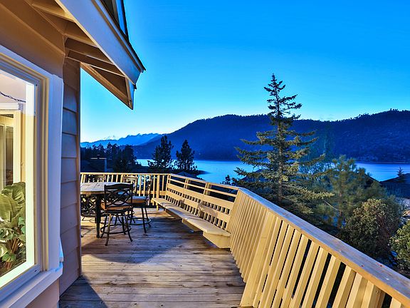 2nd image of 644 Cove Dr