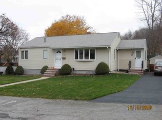 20 Brian Rd, Lowell, MA 01850
