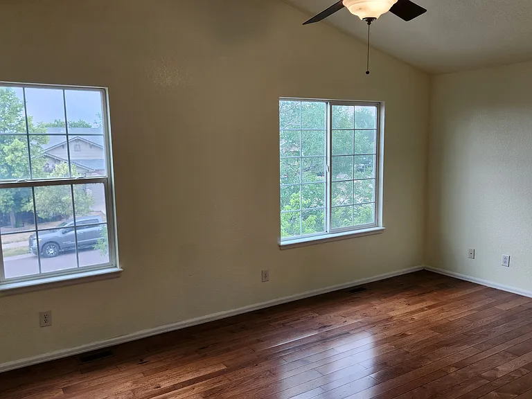 2265 Dogwood Cir — Photo 4