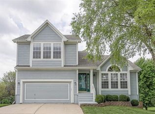 21457 W 122nd St, Olathe, KS 66061