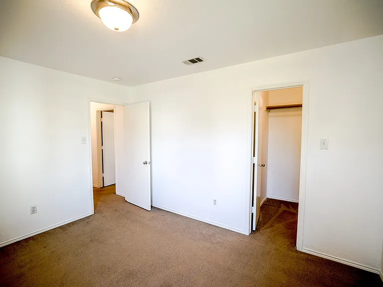 1645 Dream Catcher Way — Photo 11