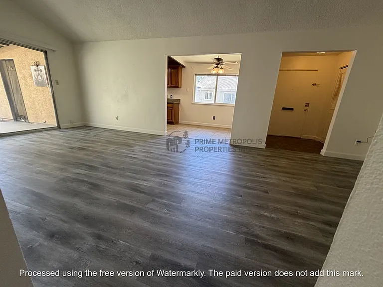 5656 Odea Dr — Photo 9