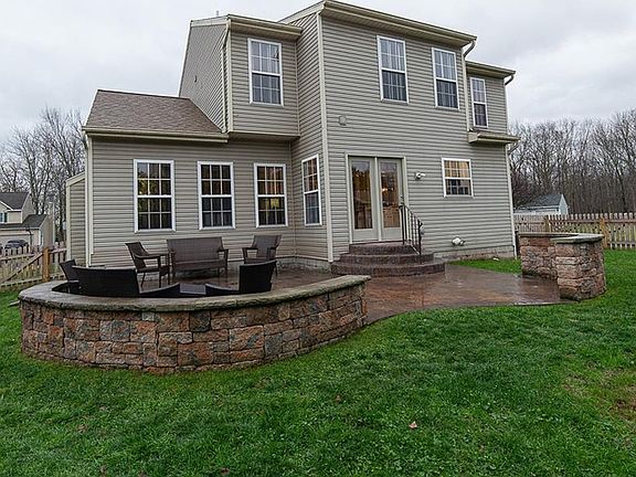 4th image of 6085 Owlwood Dr