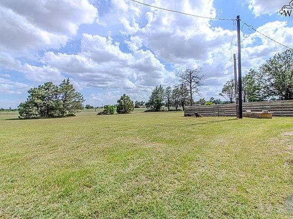 4th image of 3010 Sand Rd