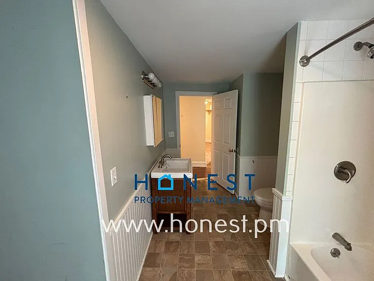 60 Cumberland St #2 — Photo 21