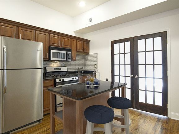 5th image of 356 Varick St Floor 1