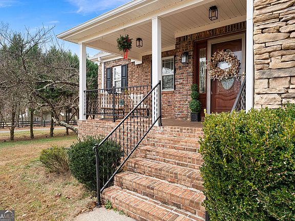 5th image of 1350 Hardin Bridge Rd SW