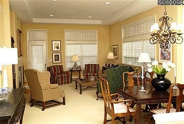 4th image of 384 Blossom Ln #36
