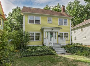 3266 Bradford Rd, Cleveland Heights, OH 44118