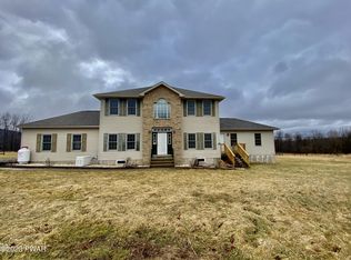 1723 Archbald Mount Rd, Jefferson Township, PA 18436