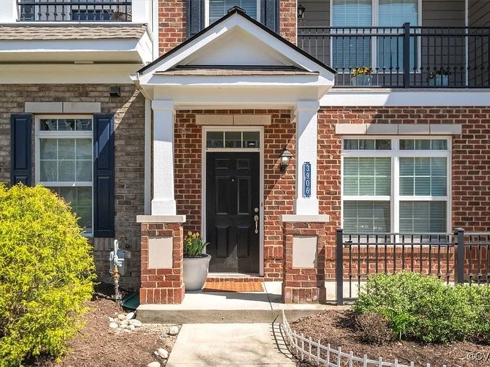 2nd image of 3906 Liesfeld Pl