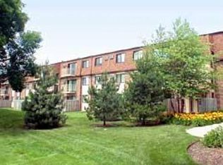 Williams St, Westmont, IL 60521