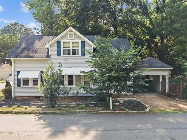 30 Fannin St, Cave Spring, GA 30124
