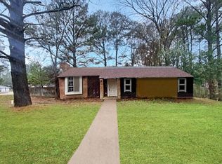 613 Briarcliff Cir, Jackson, MS 39212